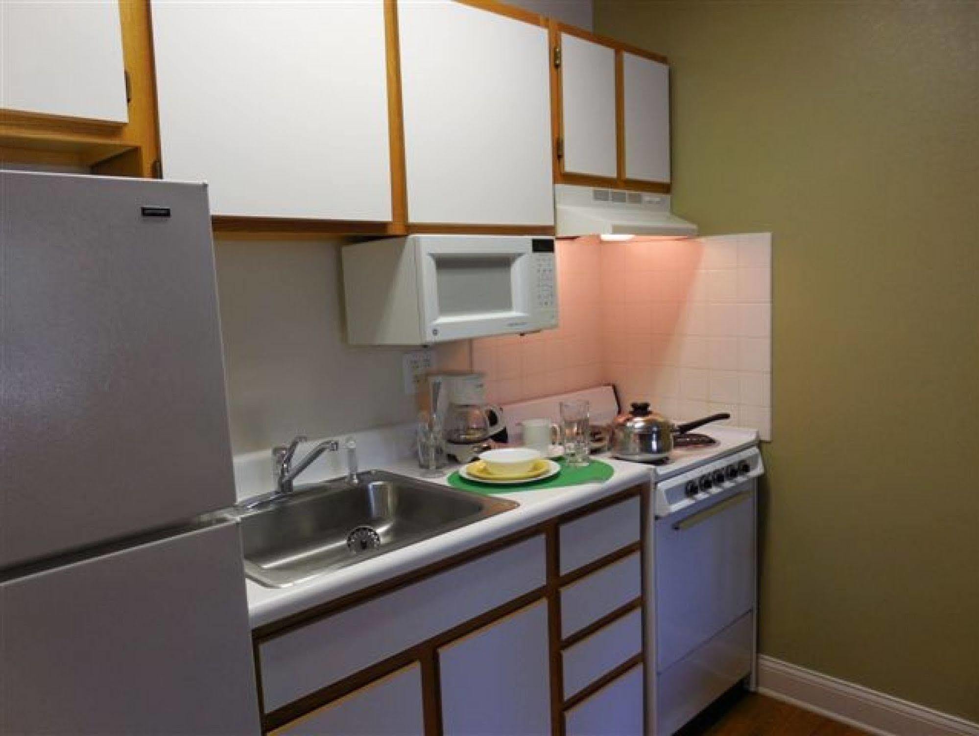 Affordable Suites Salisbury Exteriér fotografie