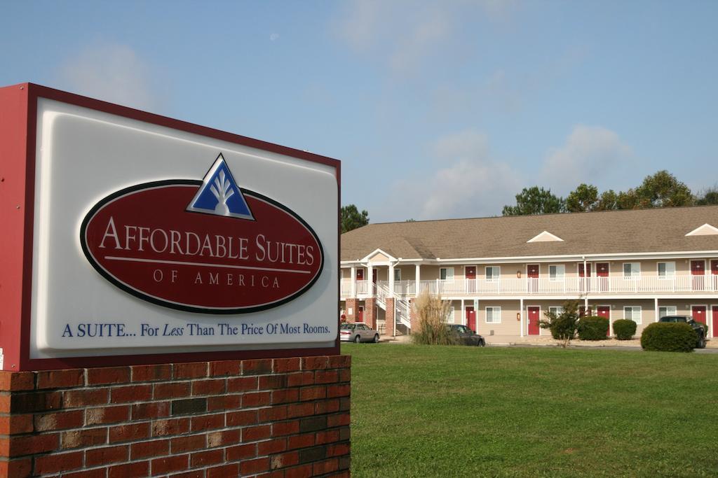 Affordable Suites Salisbury Exteriér fotografie